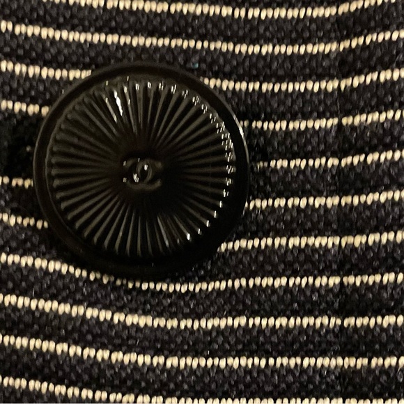 Chanel Wool Silk Jacket w belt 44 Navy stripe Vintage Spring 01 - Picture 8 of 8